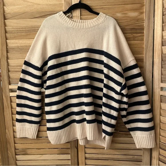COS %100 Wool Striped Crewneck Sweater in cream black size M - Picture 2 of 6